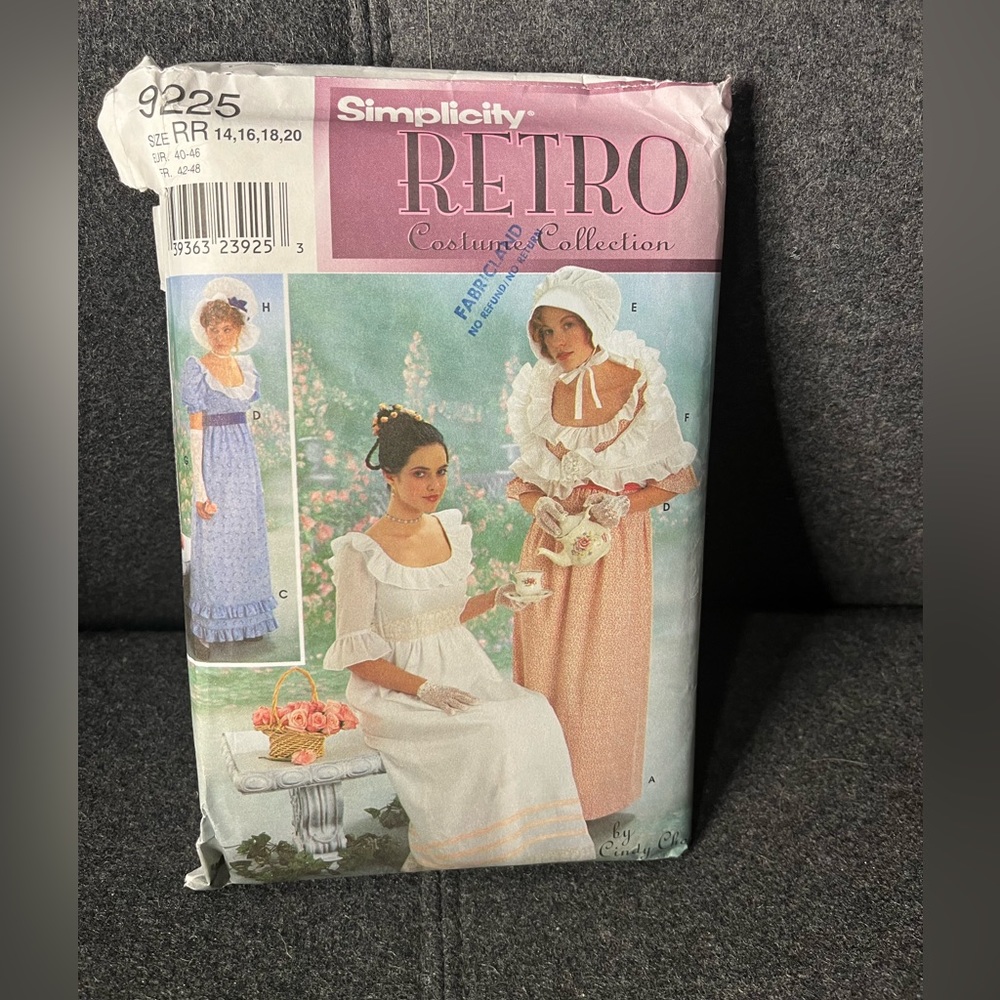 Simplicity Retro Costume Collection Regency Dress